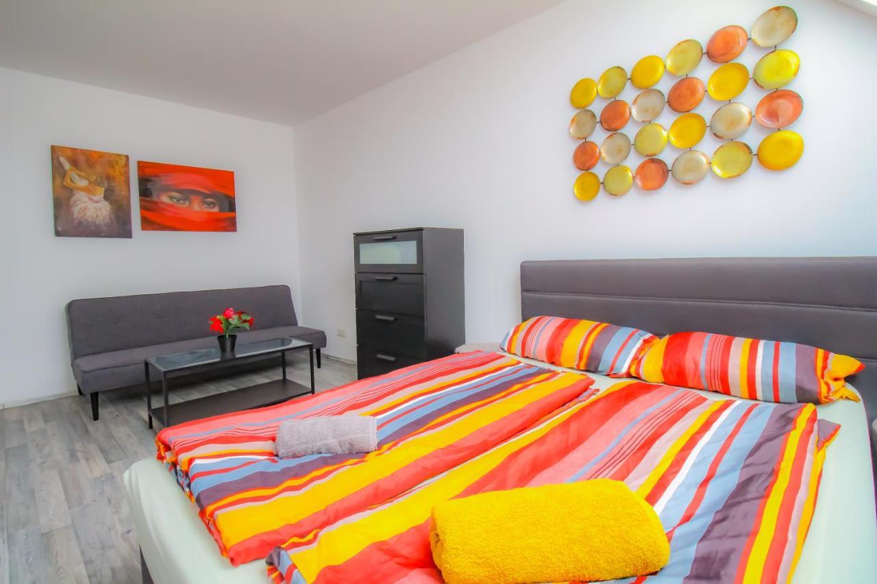 Private Triple Bedroom In Shared Dw171-4 * Vienne