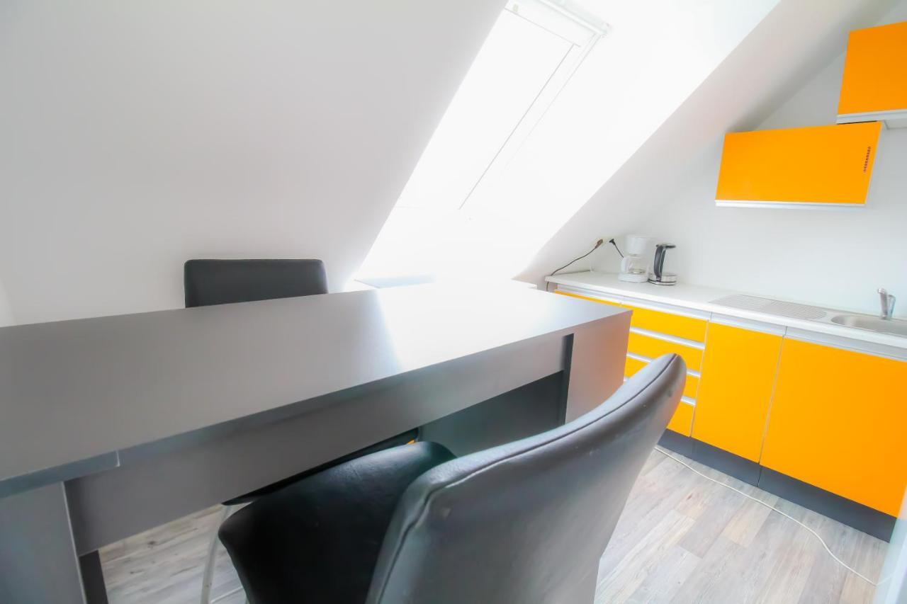Private Triple Bedroom In Shared Dw171-4 Appartement